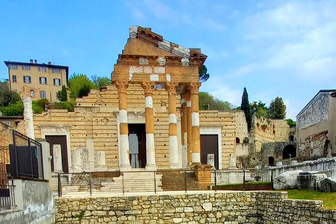 Brescia and Franciacorta Outlet Full-Day Tour