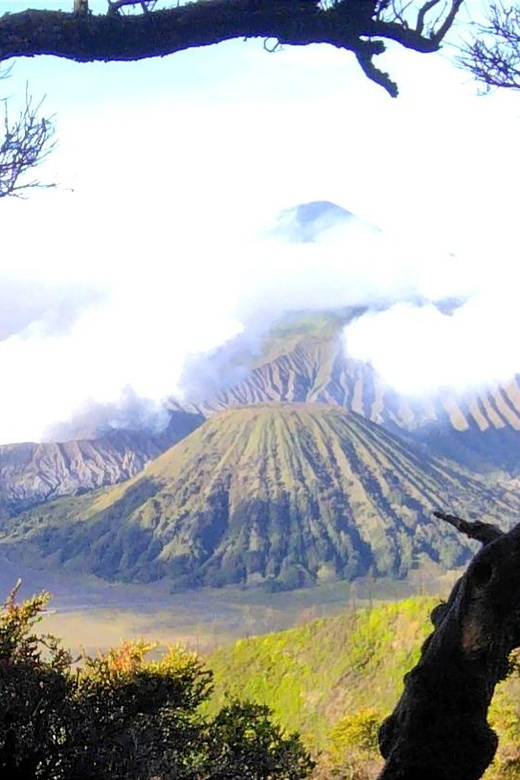 Bromo Tumpaksewu Kapasbiru Tour in 3 Days