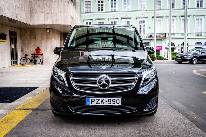 Budapest Private Airport Transfer in a Luxury Minivan