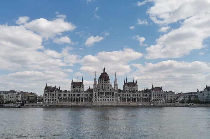 Budapest Private Bike Tour With Bike Delivery