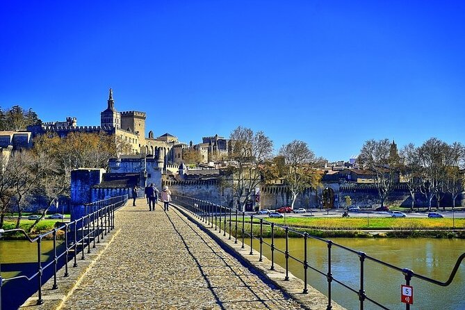 Burgundy Wine Tour – Private Tour With Professional Tour Guide !