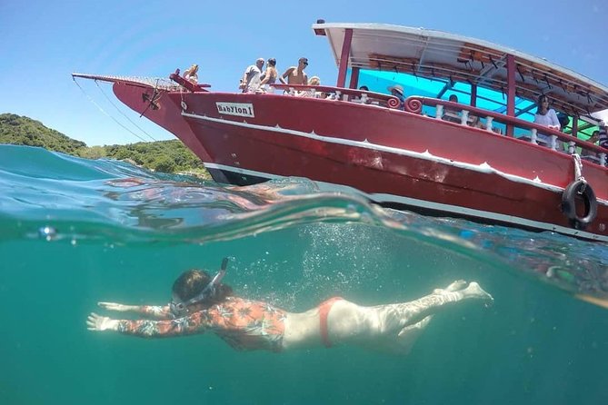 Búzios – Boat Trip Leaving Rio With Lunch, Transport and Tour Guide