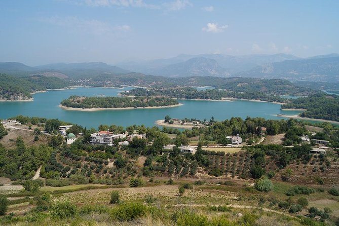 Cabrio Safari With Boat Trip on the Green Lake