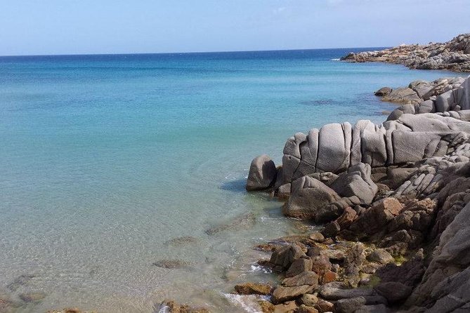 Cagliari: Hidden Coves, Amazing Boat and Jeep Private Tour From Chia