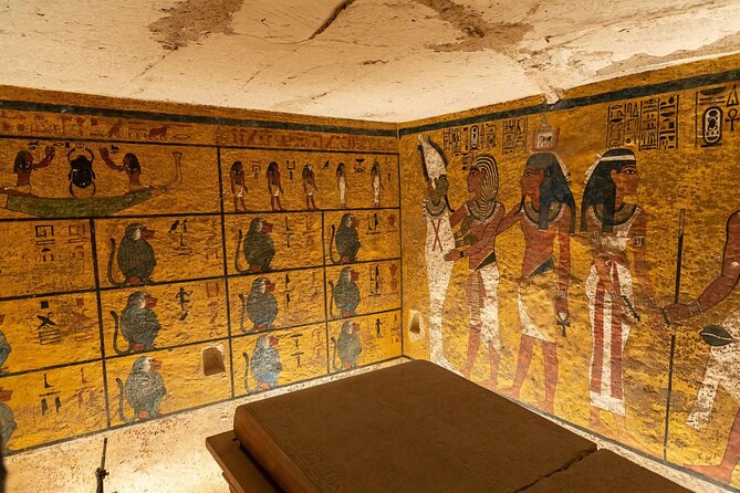 Cairo Over Day, Egyptian Museum, Pyramids & Lunch From Hurghada
