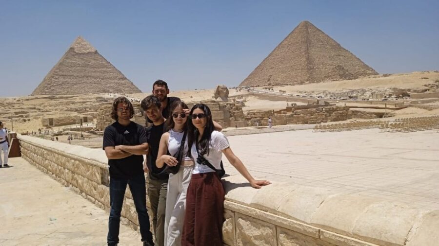 Cairo: Private Day Tour to Pyramids, Saqqara, and Dahshur
