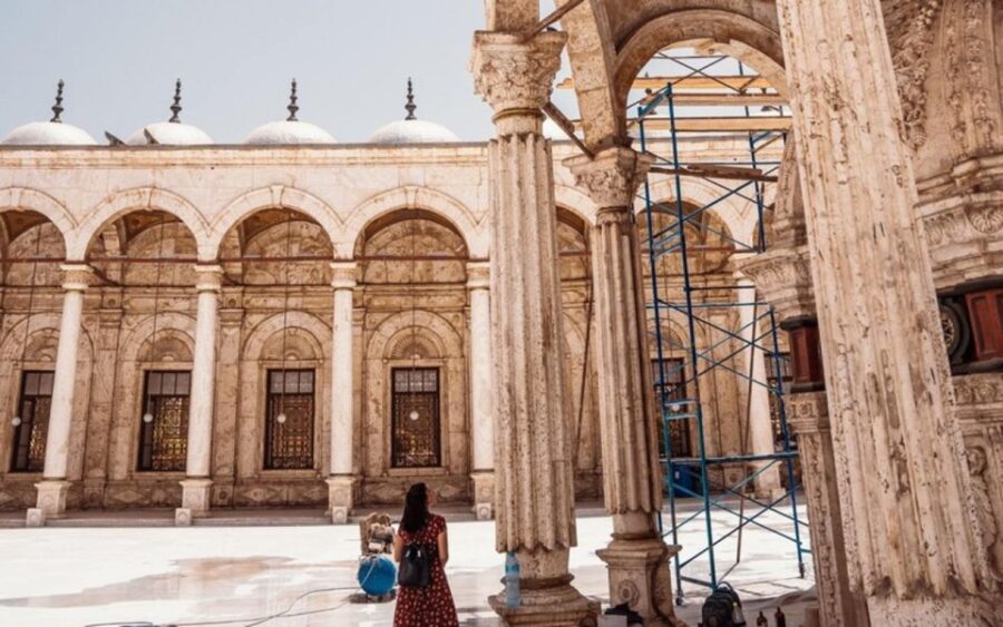 Cairo: Tours To Giza Pyramids, Citadel and Islamic Cairo