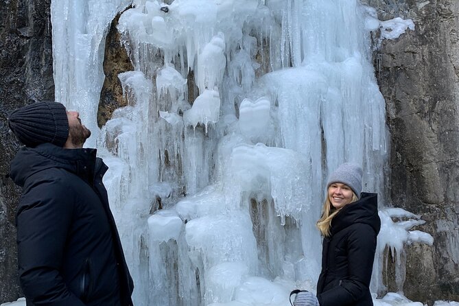 Canmore: Canyons & Cave Paintings Hiking Tour - 2.5hrs