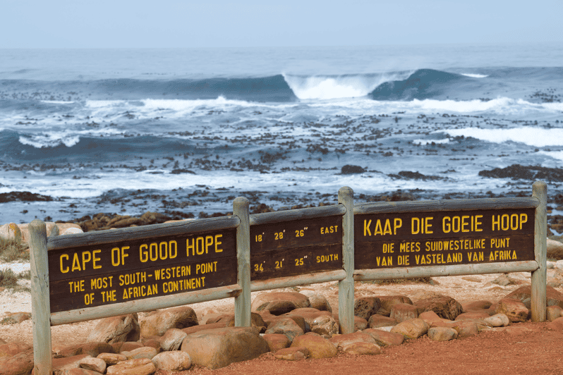 Cape Town: Private Cape of Good Hope and Boulders Beach Tour
