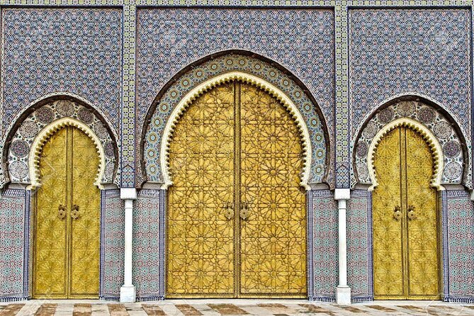 Casablanca to Fez Guided Day Trip Experience With Lunch