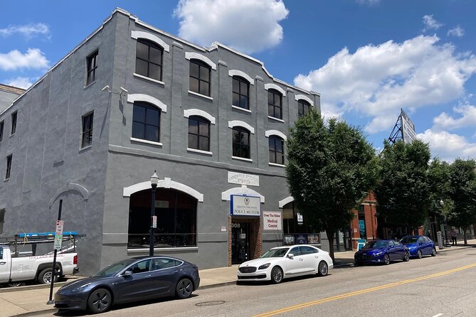 Cellars and Saloons Sunday Brunch Tour in Cincinnati