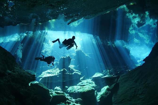 Cenotes Diving
