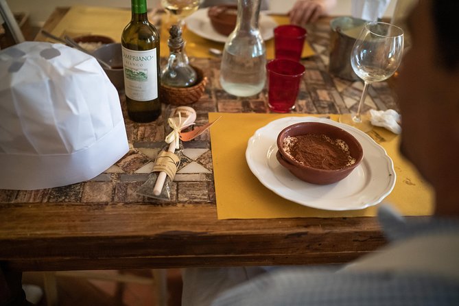 Cesarine: Pasta & Tiramisu Class at Locals Home in Verona