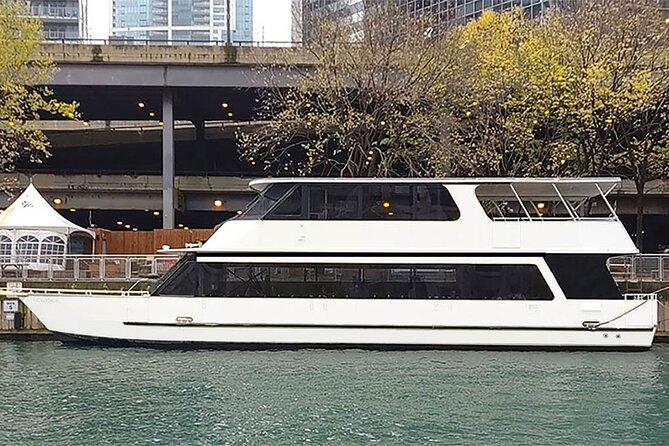 Chicago Skyline Tiki Chic Party Cruise on Lake Michigan