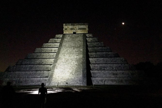 Chichen Itza Sunrise and Cenote Ik Kil From Cancun - Exclusive Sunrise Experience