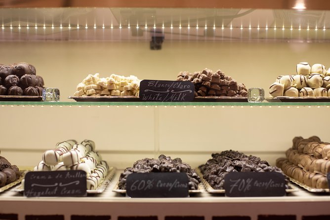 Chocolate and Cobblestones Tour With Taste of San Miguel