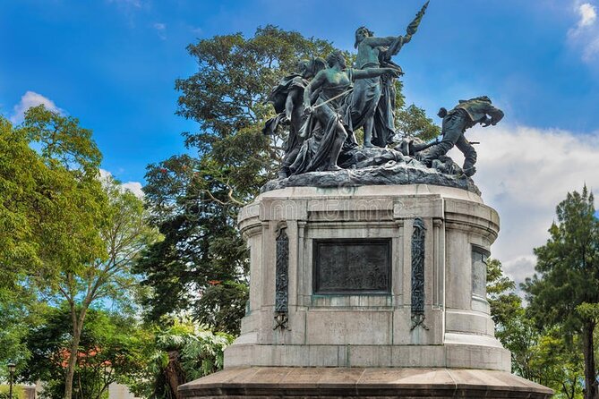 City Tour + Dinner at the Best Viewpoint of San José - Tour Overview