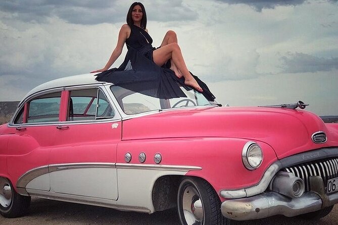 Classic Car Tour in Cappadocia Sunrise/Sunset