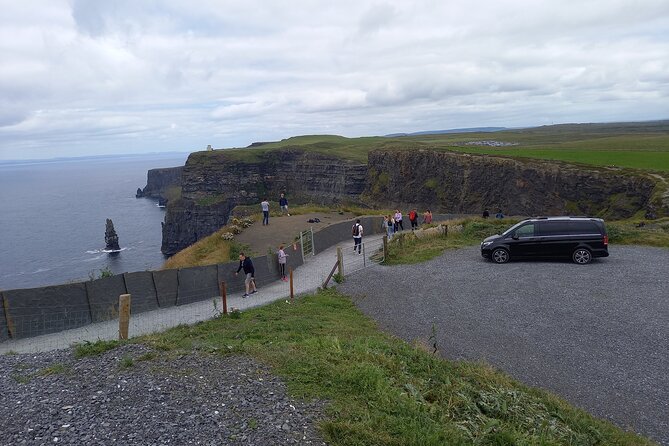 Cliffs of Moher and Wild Atlantic Way Private Tour From Galway