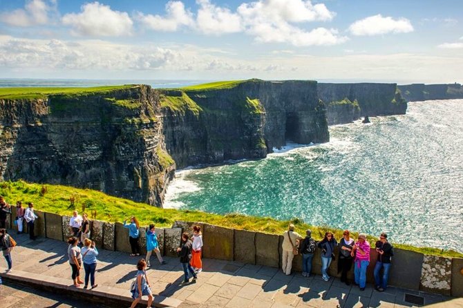 Cliffs of Moher Explorer Day Tour From Limerick. Guided.