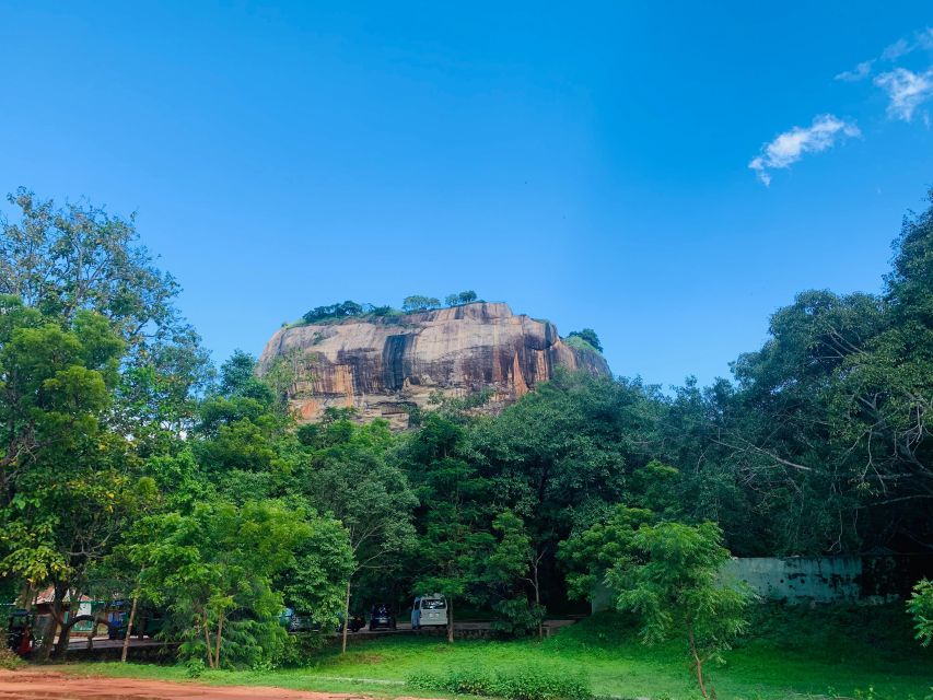 Colombo to Wonderful Sigiriya Day Tour