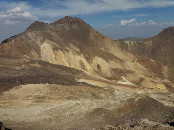 Daily Jeep-Hike Tour to Aragats Mountain - Tour Overview