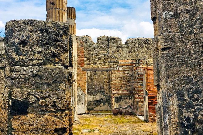 Day Trip to Pompeii From Naples - Overview of the Trip