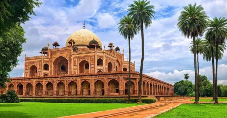 Delhi: Old and New Delhi Guide Full and Half-Day Tour By Car