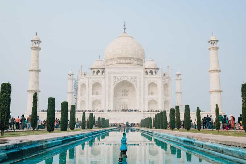 Delhi to Agra Same Day Taj Mahal Tour By Train Gatimaan