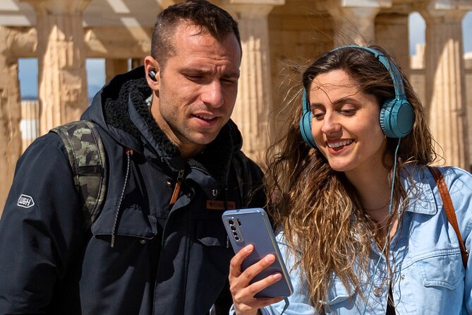 Delphi: Self-Guided Audiovisual Tour With 3D Representations