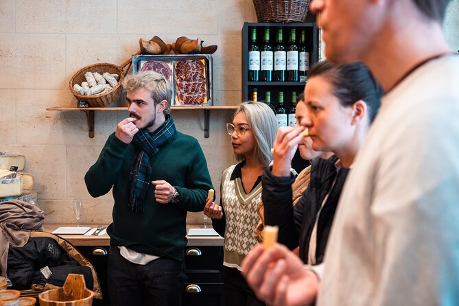 Dinner Food Tour in Bordeaux