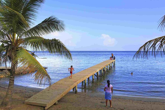 Discover Roatan – Visiting the Different Cultural Villages of Roatan!