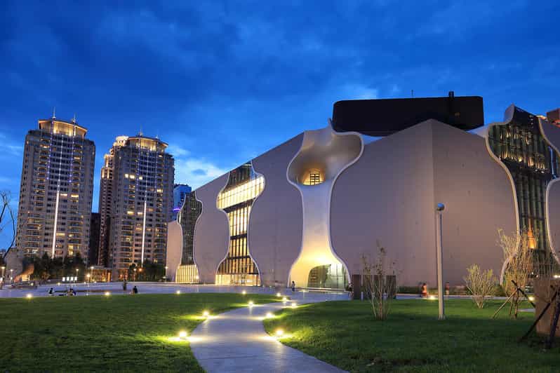 Discover Taichung: Private Day Tour From Taipei 🌅