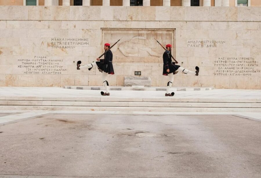 Discovering Athens: Half-day Private Tour (Acropolis & City)