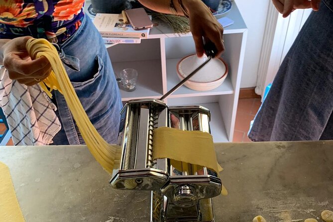 Dolce Vita by Day Market Tour & Pasta Making Class
