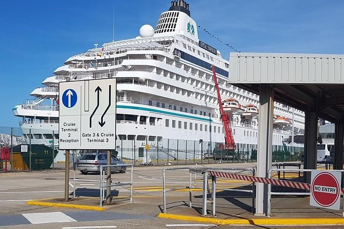 Dover Shore Excursion. Cruise Terminal to London With Stopover at Hever Castle