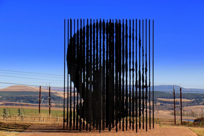 Drakensberg Giants Castle Cave Art & Mandela Capture Site Tour From Durban - Exploring the Giants Castle Cave Art
