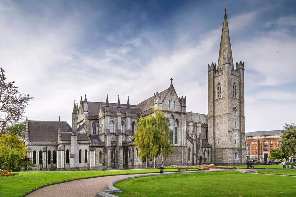 Dublin City Tour: Audio Guide in Your Smartphone