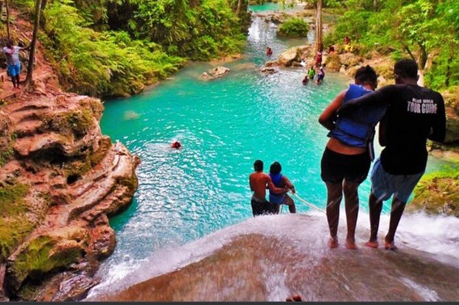 Dunns River Falls/Blue Hole & Ginger Bottom River Tour