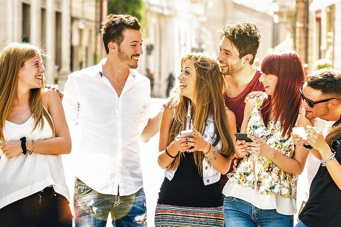 E-Scavenger Hunt Avignon: Explore the City at Your Own Pace