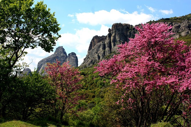 Easy Hiking Adventure at Meteora - Overview and Ratings