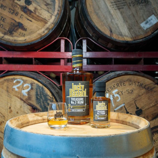 Eindhoven: Bottle Distillery Tour and Tasting Experience