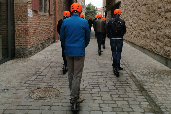 Electric Scooter Tour: Full Tour (Old Town + Jewish Quarter) - Tour Overview