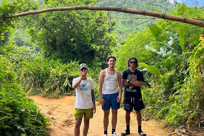 Enjoy a 5-Hour Tour of Las Tinajas and Charco Frío