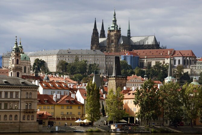 Entry Ticket to Prague Castle & Surroundings With Audio Tour