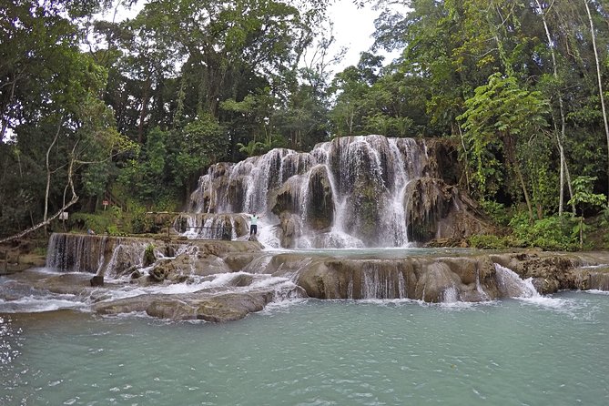 Excursion to Waterfalls of Villaluz and Tapijulapa Magic Town
