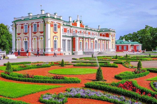 Explore Tallinn’S Art and Culture With a Local