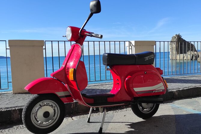 FD Vintage Vespa Tour Along the Amalfi Coast