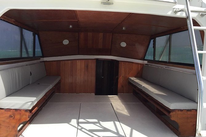 FISHING PRO CHARTERS – Boat Excursion – Sobre Las Olas