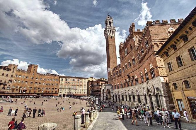 Food & Wine Walking Tour in Siena With a Foodie